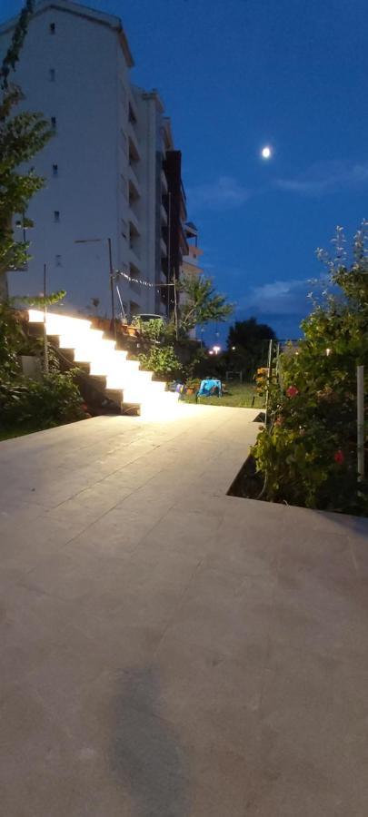 Apartmani Becici Bagian luar foto