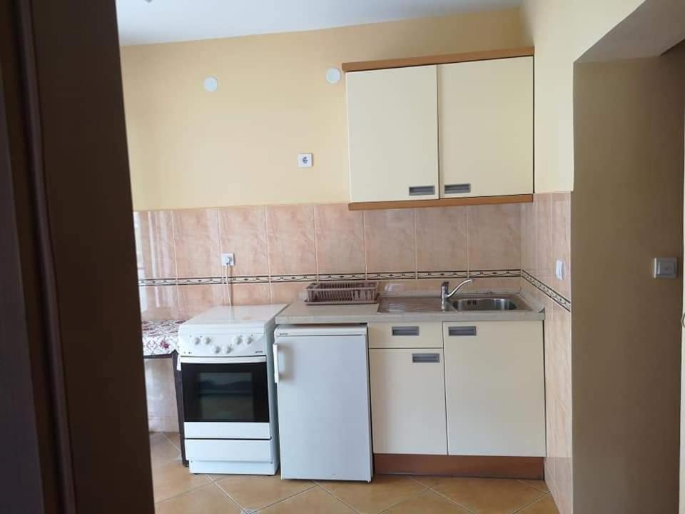 Apartmani Becici Ruang foto